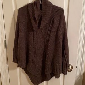 H&M brown cape one size